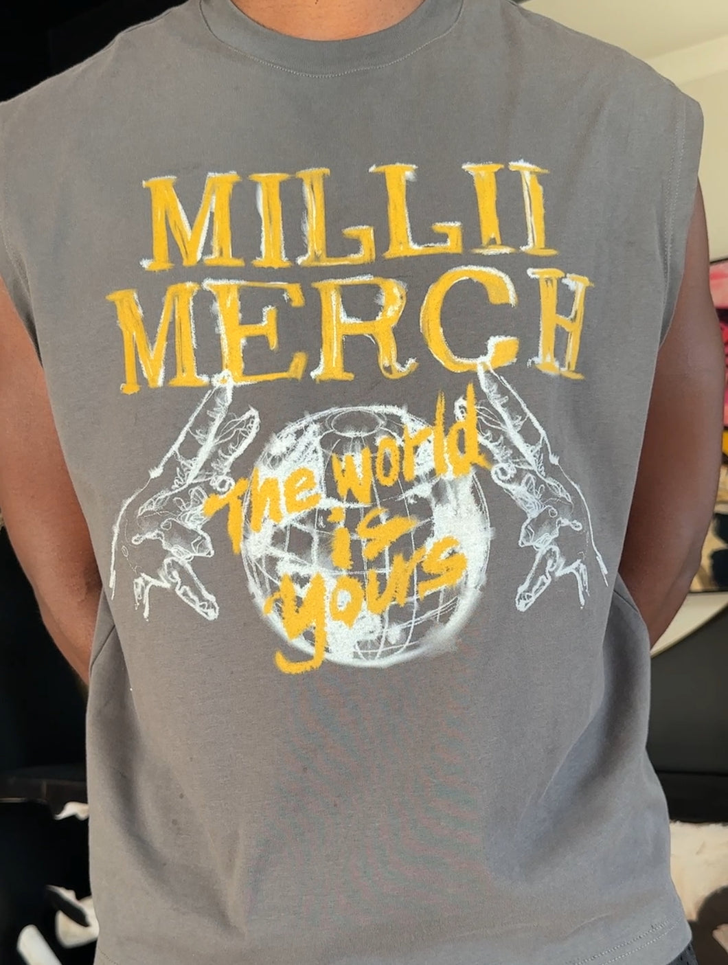 Millii World Cut Off T-Shirt